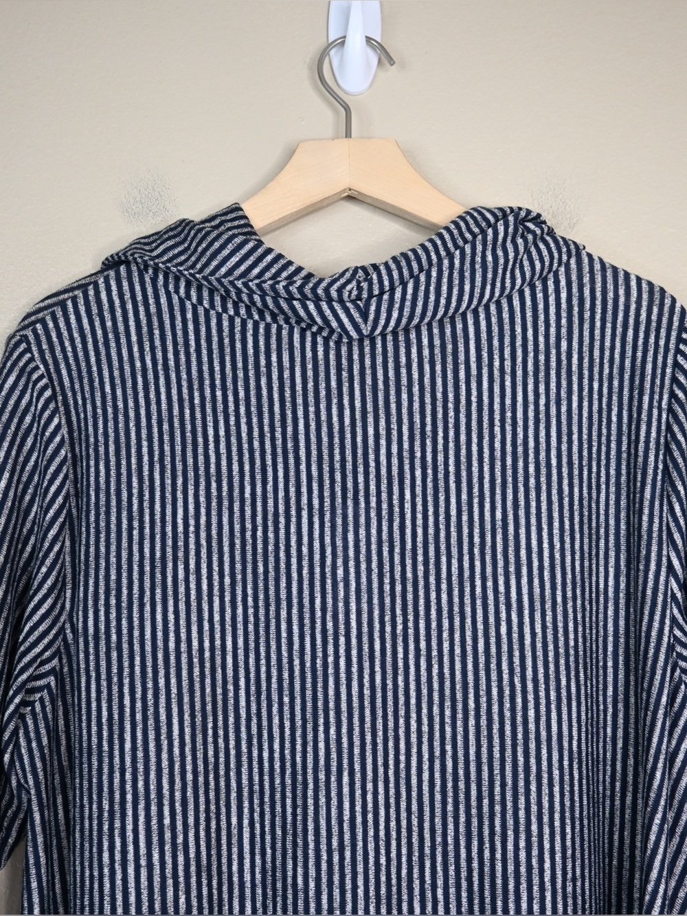 Jones New York Women's 1X Cowl Neck Vertical & Diagonal Stripes Flowy Tunic NEW - Picture 4 of 10